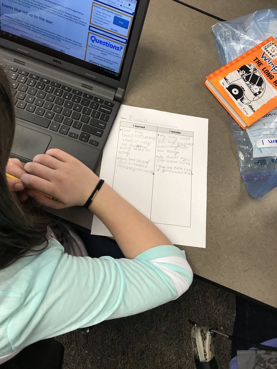 MicheleDick1's tweet photo. #balance between tech and paper and pencil. Reading digitally? Take notes on paper, and vice versa. #epspride #teachingthinking https://t.co/XnV0JKZ2It