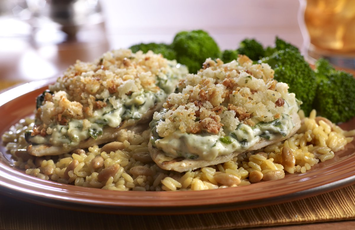 TonyRomasAB's tweet photo. Brrrr! Craving some comfort food? Try one of our chicken dishes. #YEGwx #YEGFood https://t.co/Zcp3g3uZe7
