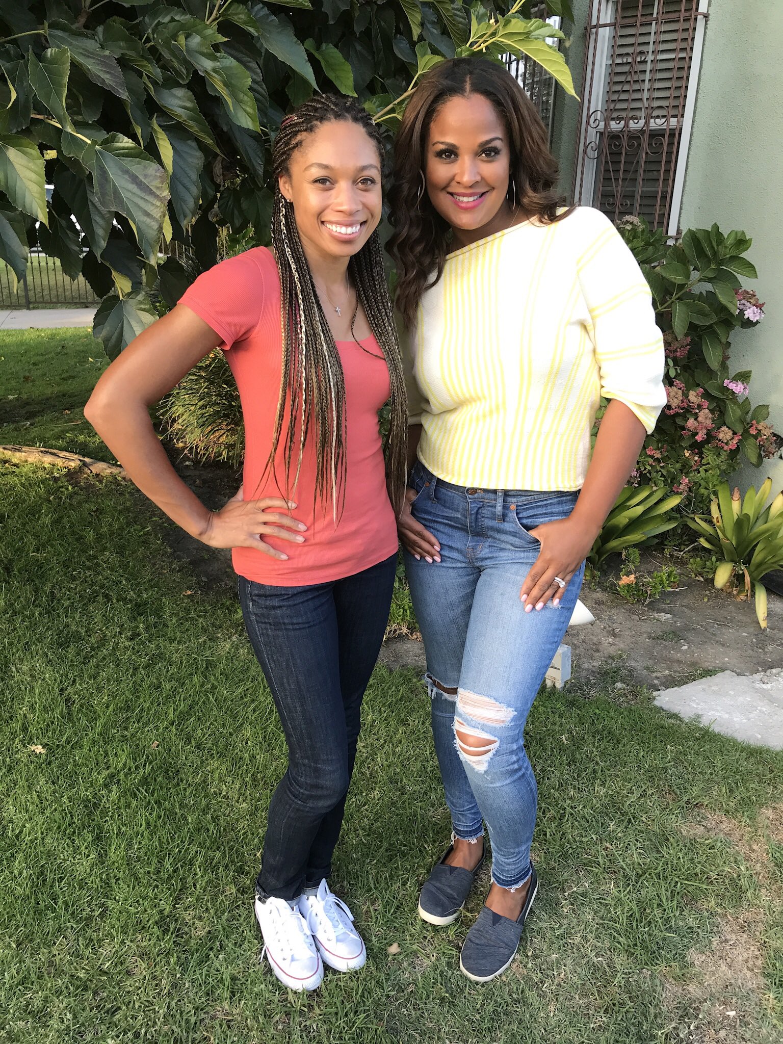 Allyson Felix On Twitter Teamed Up With This Beauty Thereallailaali To Surprise My Aunt Debbie With A Make Over To Her Family Room Make Sure You Watch Homemadesimple On Owntv Saturday 9am 8c