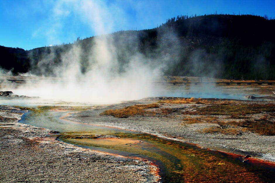 DTWEGeography's tweet photo. Did you know that 85% of Iceland’s energy comes from renewable #energy half of which, is #geothermal! Come see for yourself… https://t.co/GDaRD4Rbws https://t.co/yh895vFJWc