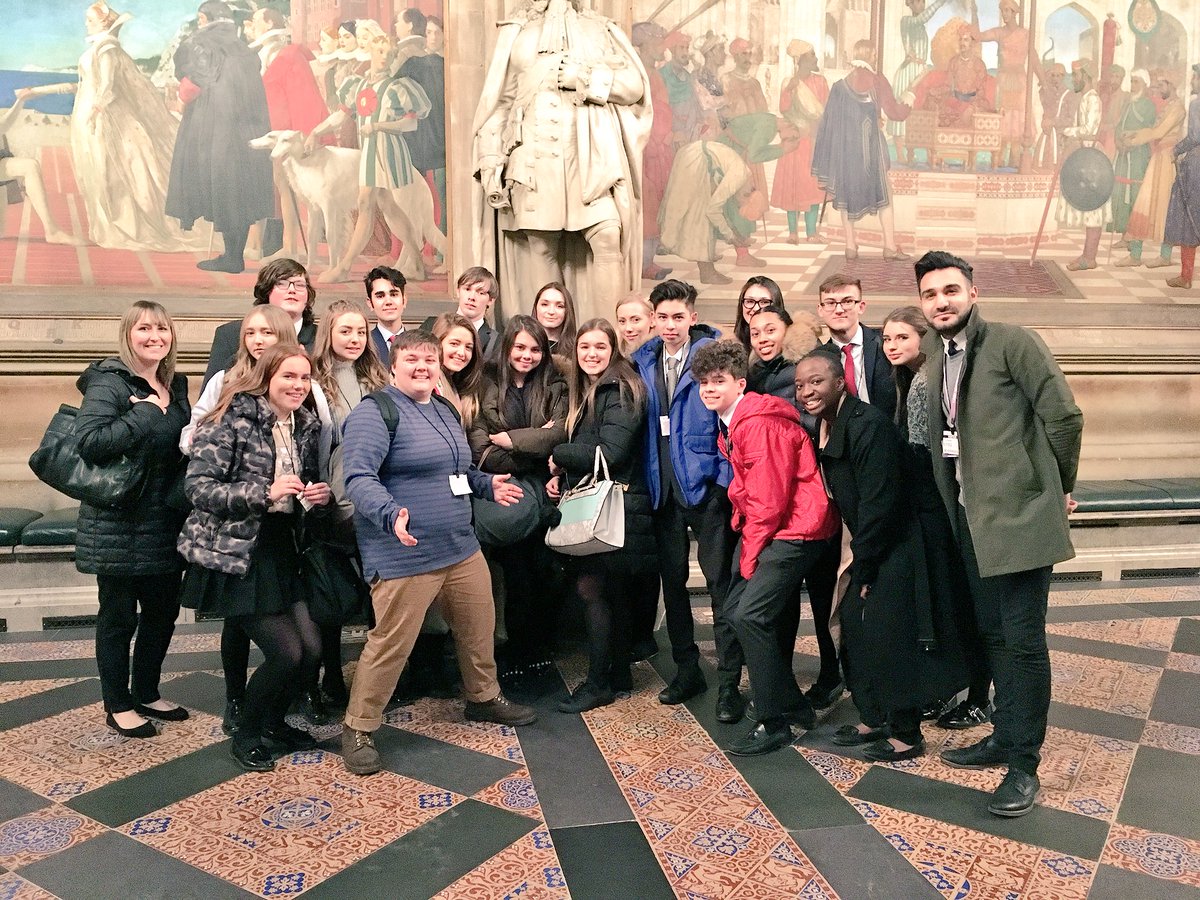 Fantastic evening spent touring @visitparliament with our amazing <a href="/ESJSixthForm/">ESJ Sixth Form</a>. Picture taken next to a statue of our first ever Prime Minister in St Stephen’s Hall! #Politics #Sociology #ParliamentTrip2018