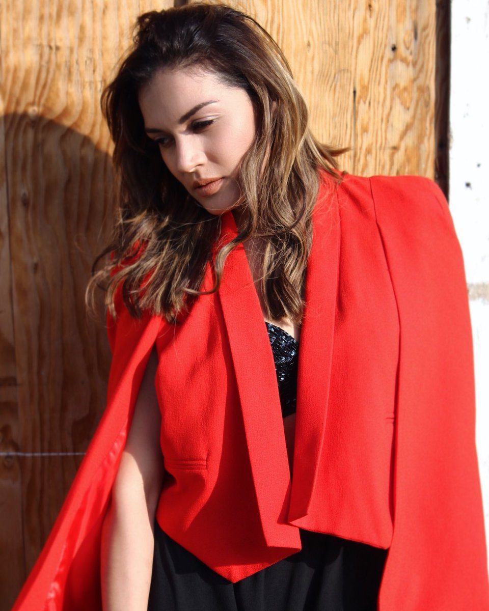 V I E R N E S ❤️
.
.
📸by: My <a href="/rick_musicof/">Rick</a> 
💃🏻: #TrendBox