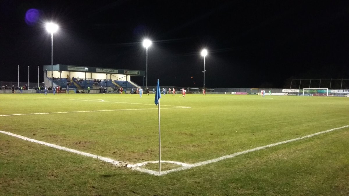 HaverfordwestFC's tweet photo. Entertaining game that’s gone @bflafc way tonight. A very well contested #WLD1 game and fair play, great goal to win it 3-2 at the end. 

Best of luck for rest of season and safe journey home 👍🏻⚽️ 

Thanks to all those who attended. Credit @Ja5onRoberts with the snap! 📸 https://t.co/Gb7SZxlVZI