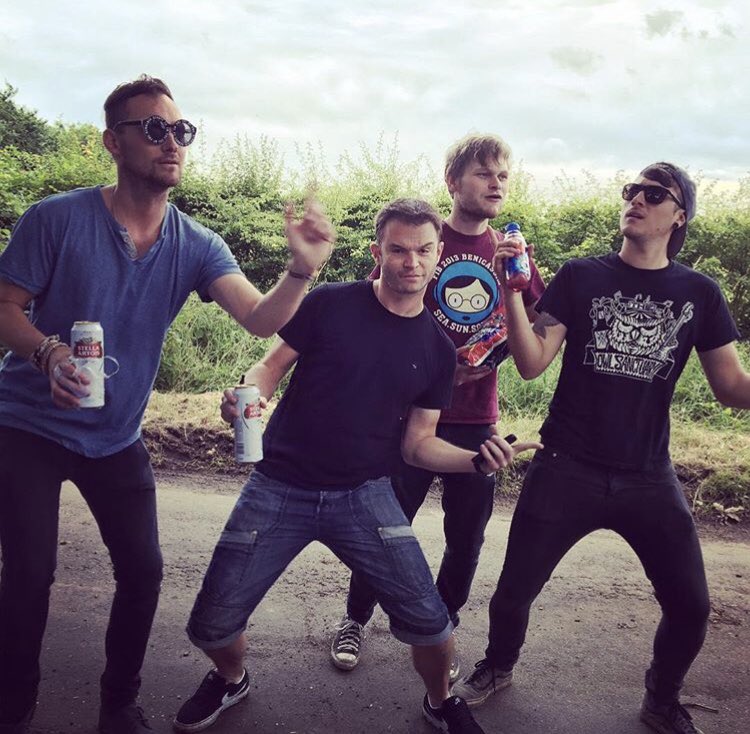 Bring on the festival season! 
Until then we have been hitting it hard in the studio. 
If you haven’t already, go ahead and take a look at our Instagram page..got more stuff and things 🧐🤔
Instagram - thieving_icons  #bands #freshnewmusic #2018 #indie