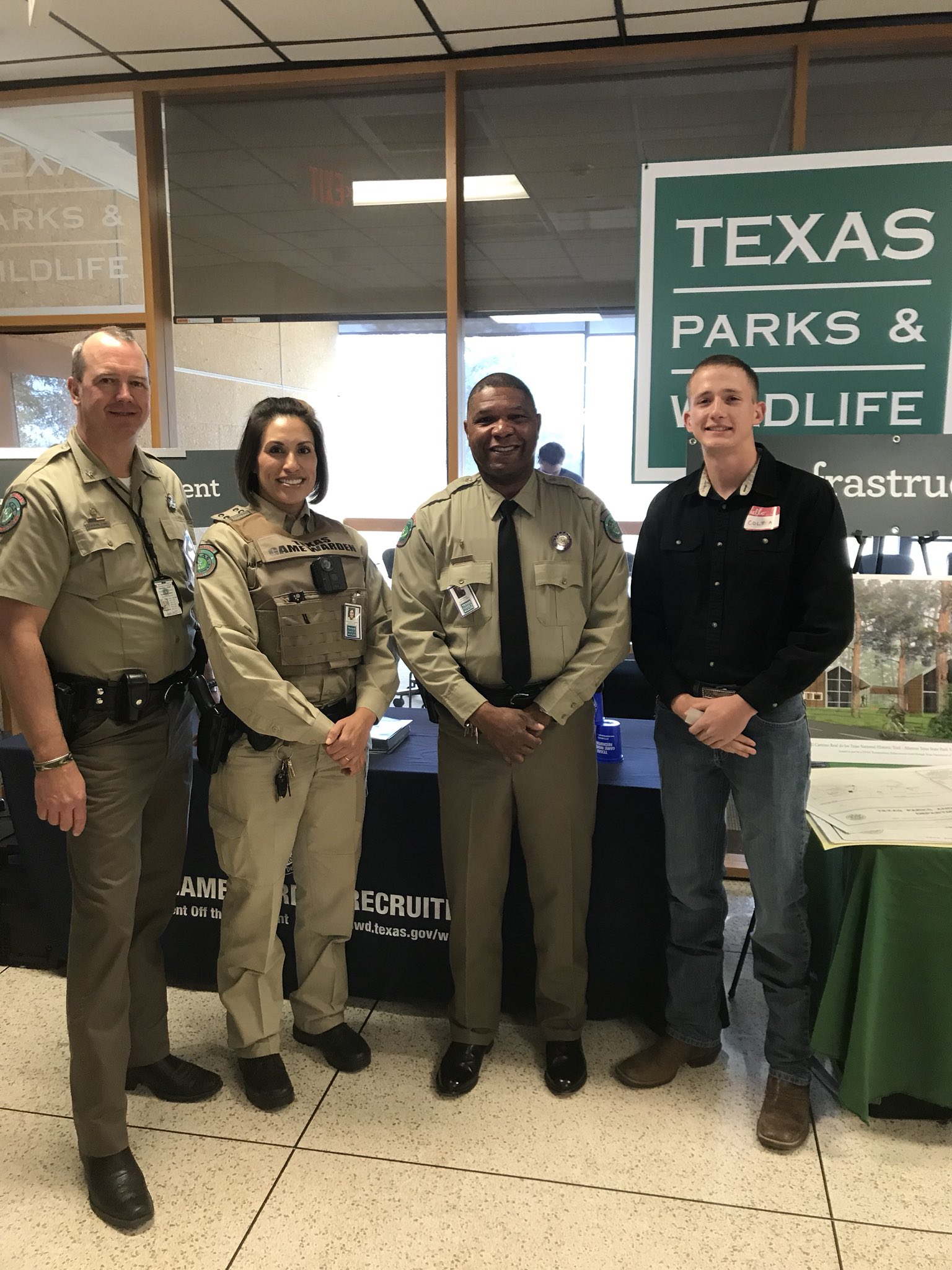 Texas Game Warden on Twitter: "Our Colonel, field staff, recruiting staff,  and an interested party at today's TPWD internship fair at the Austin  headquarters. This is a very important program to us.