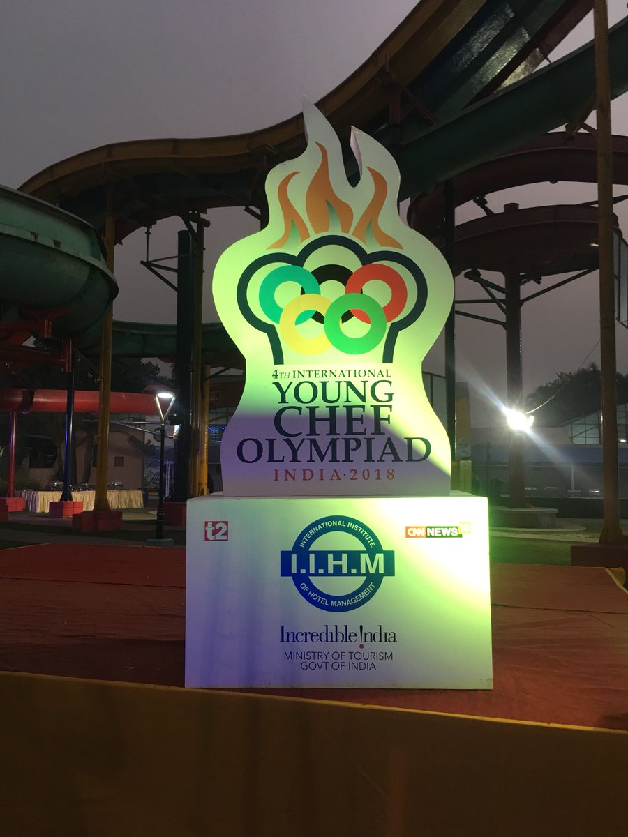 Radhe_1798's tweet photo. T-2000 🎊
Whisky Soda Lollipop🗣...
#IIHM On the Top
@ranveerbrar @ChefKak @ycolympiad @Gmacchef @DirectorIIHM @Sahara_IIHMKol @amankasera_94 @d_foskett @shaunkenworthy @subornobose @IIHMHOTELSCHOOL @vishalkoliihm @VickyRatnani https://t.co/ZeVL23RMEn