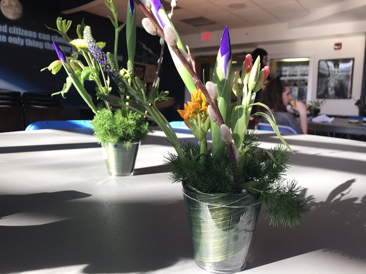 196880N's tweet photo. Ikebana!! #gbsnow https://t.co/bB6hTaBYhA