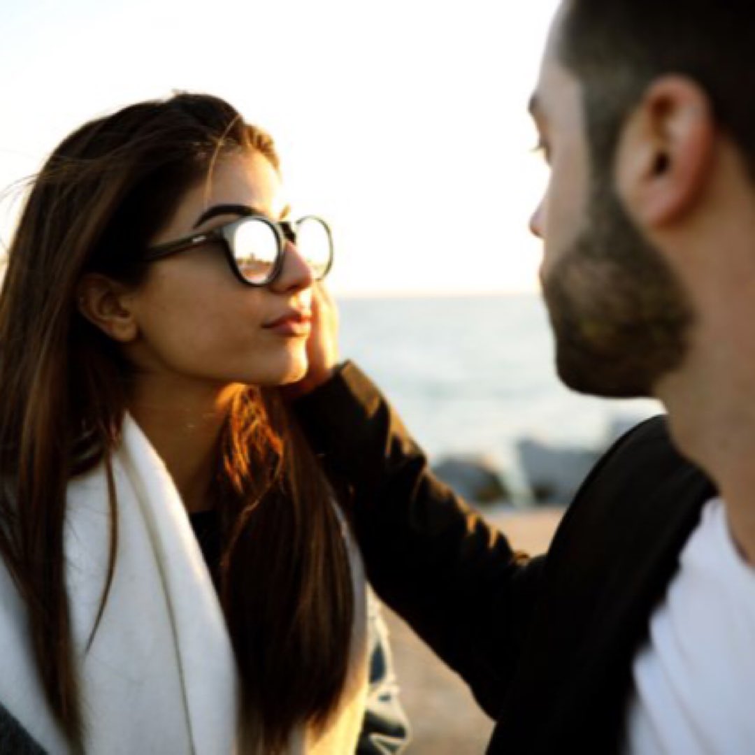 uhookbrand's tweet photo. #SanValentin time 🕶 🖤 https://t.co/2dVMOsEQ08