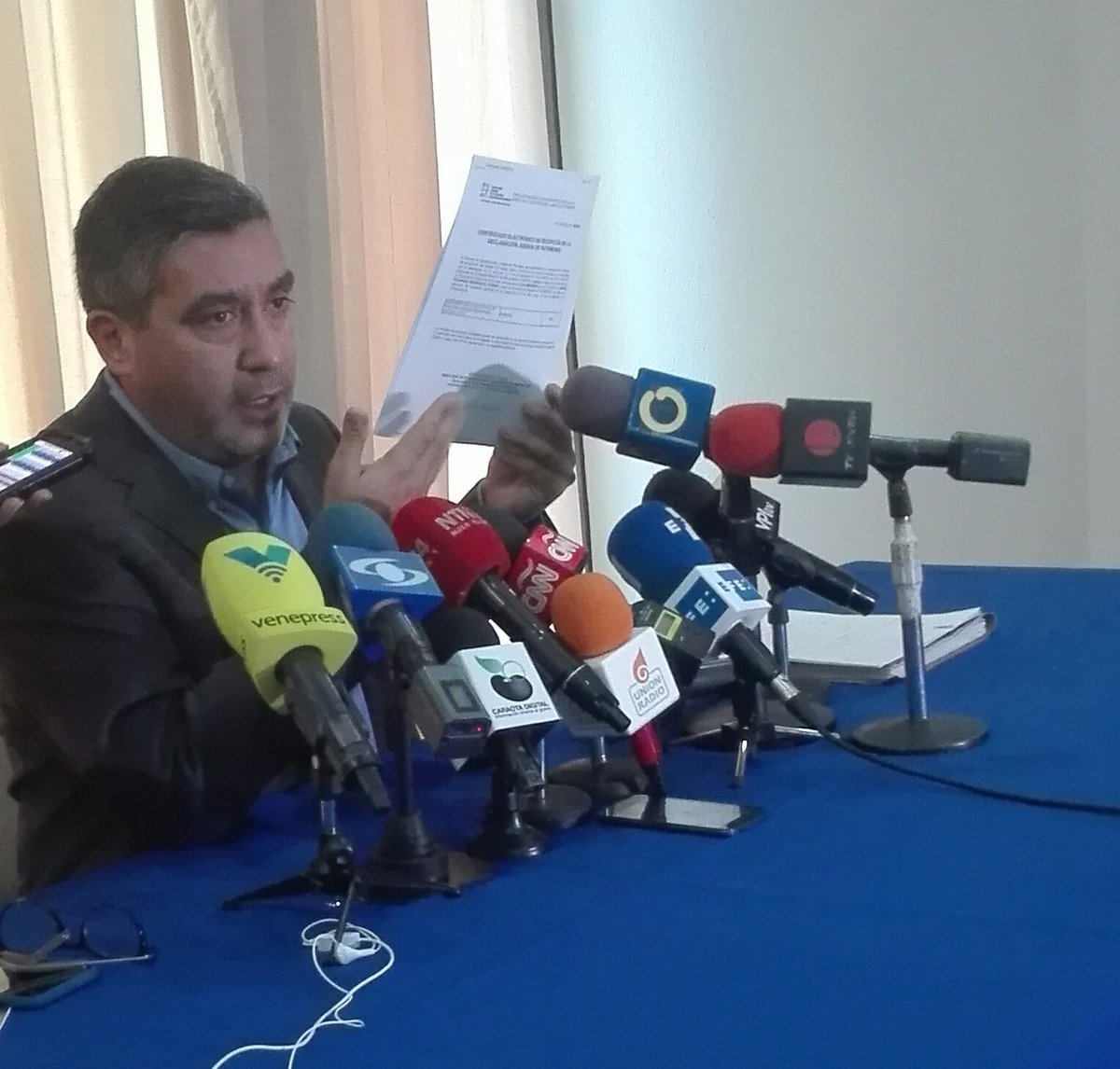 MPDVZLA's tweet photo. Rodríguez Torres @RodriguezTDDT sobre presunta inhabilitación: "Tienen mucho temor porque mi propuesta de cómo derrocar a Maduro es perfectamente viable" https://t.co/ouVzxoRuB8