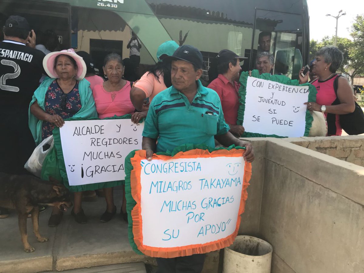 milytakayama's tweet photo. Con el objetivo q nuestros adultos mayores tengan momentos d esparcimiento desarrollamos nuestra actividad de proyección social, junto a la PNP y a la Mun. del C.P. #Saltur, trasladándolos al distrito d #Jayanca 
¡ Siempre con la comunidad !
#Lambayeque #Chiclayo #Ferreñafe https://t.co/LpsoyGibxZ