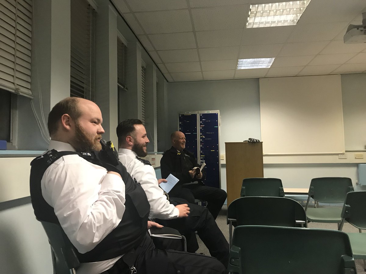 MPSSpecials's tweet photo. The #MSCTaskforce will be supporting officers in @MPSCroydon this evening as part of #OpGondola. Just about to start our briefing! #MyOtherJob https://t.co/SxUo3BrJrY