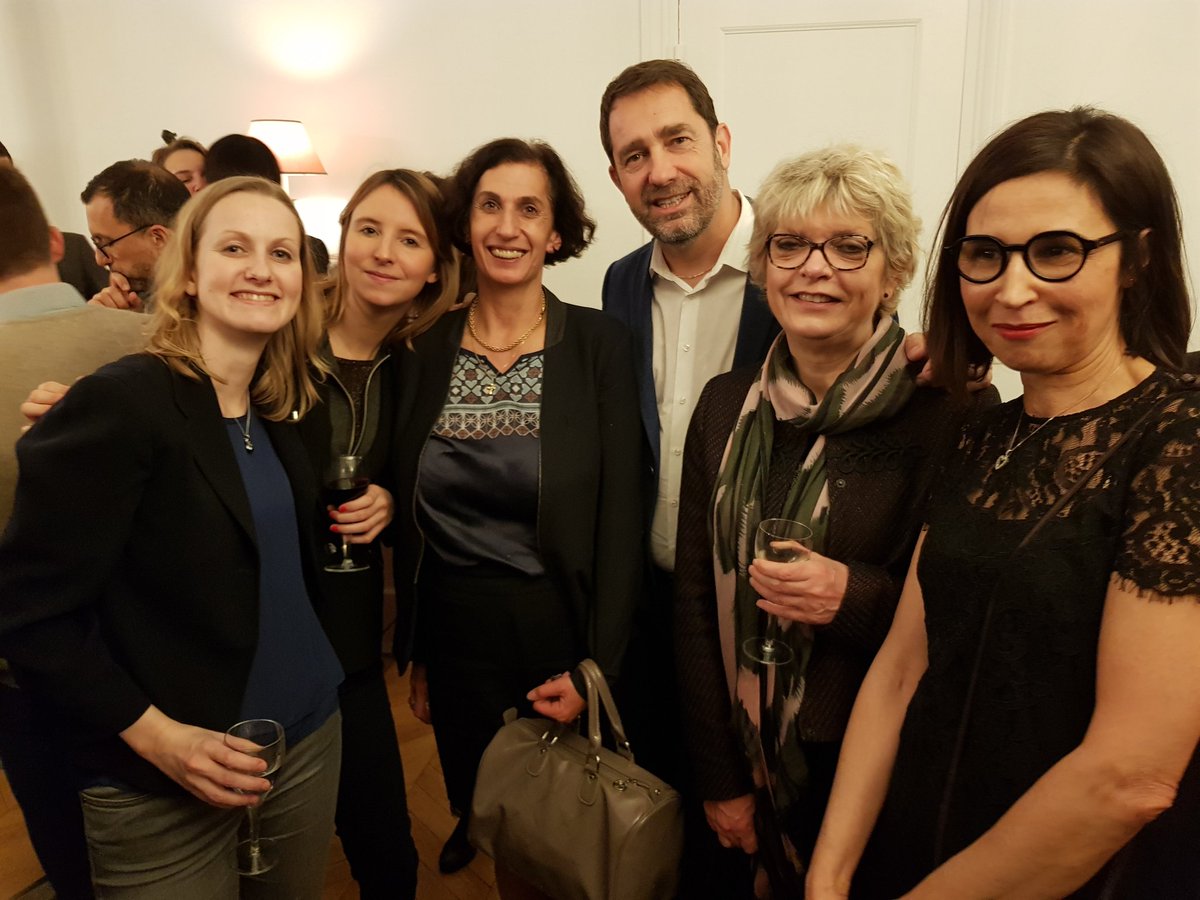 sarah_robin_'s tweet photo. Les réfèrentEs @enmarchefr des #HautsDeFrance ! #AvecCasta @CCastaner @LREM_Nord https://t.co/kZxiA6BZsK
