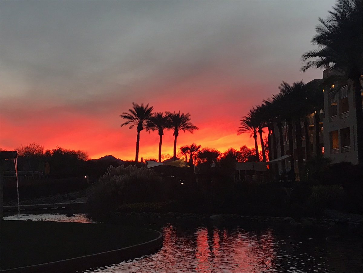 StorePoint Fashion tweet media