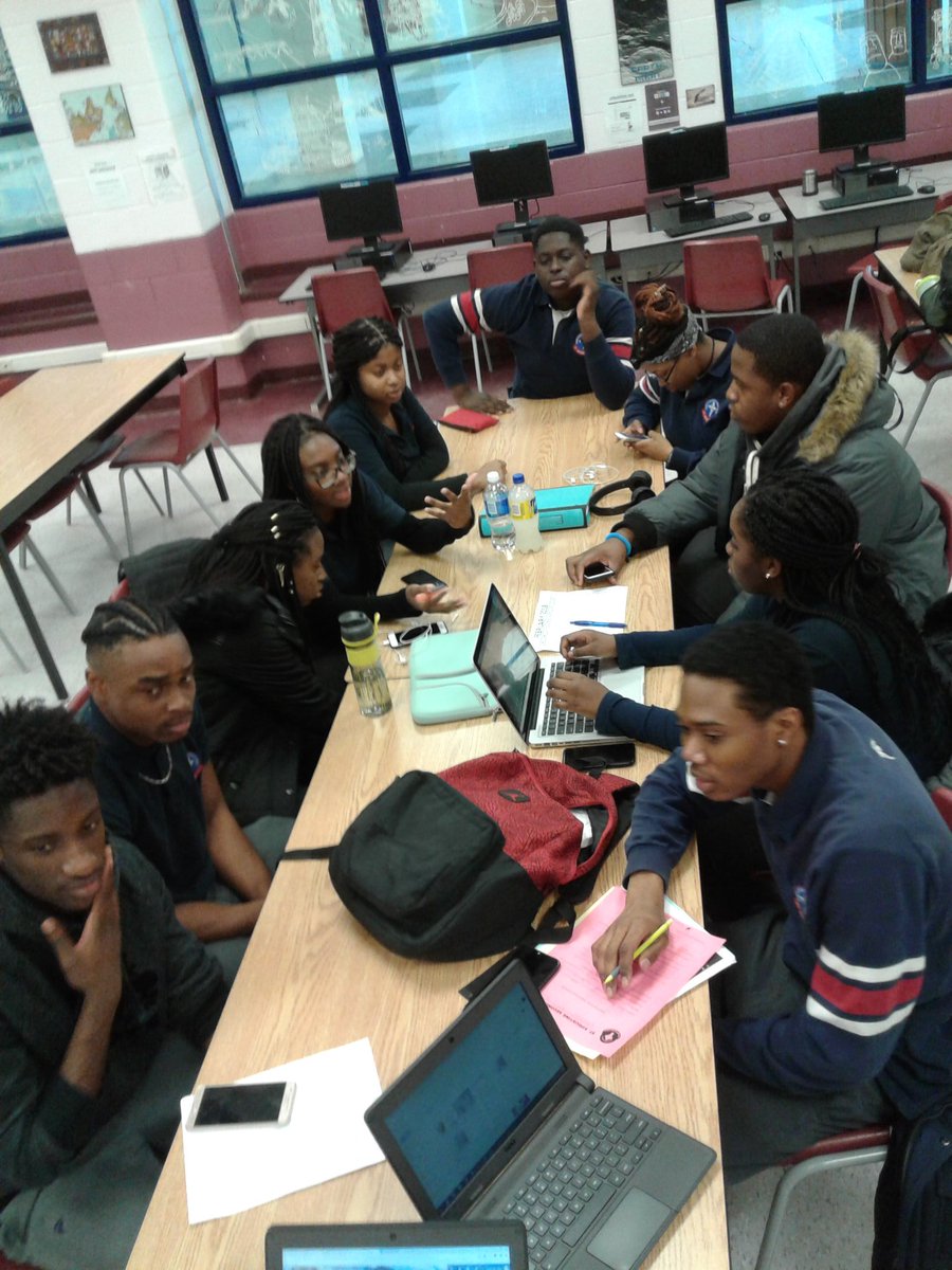 StAugSS's tweet photo. Organized and motivated students impacting black history @StAugSS #DPcollaborativecontributor https://t.co/KQNwsM7nZ3