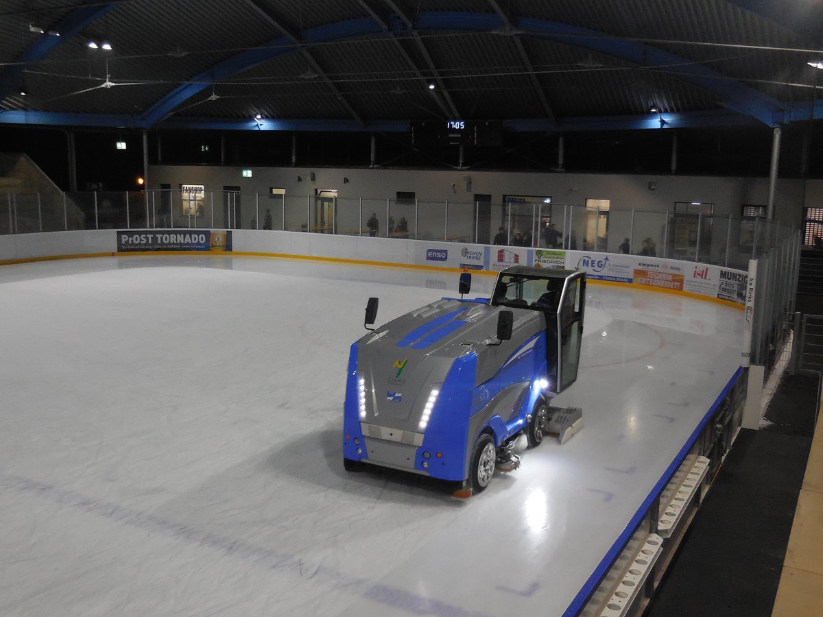 Ast On Twitter Ice Rink In Niesky New Ice Resurfacer Wm
