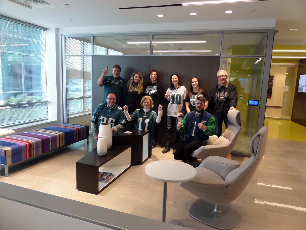 E ∙ A ∙ G ∙ L ∙ E ∙ S!!  Bring it home! GO BIRDS!!!! #Superbowl #FlyEaglesFly #Philadelphia