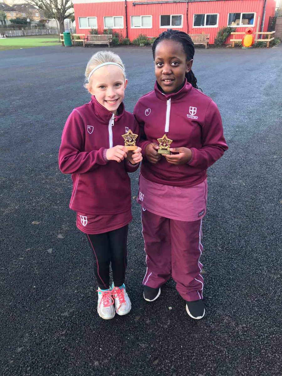 SGJS_Sport's tweet image. Well done to our Effort and Achievement award winners on the netball court this week. Significant improvements throughout our @SGJS_Sport in defending over the course of the week #1 #2 #3 #QuickTransition 🏐