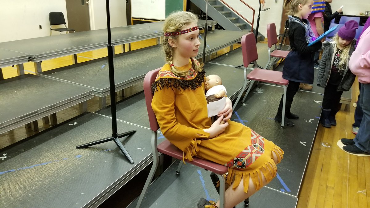 WHasko35's tweet photo. An outstanding wax museum of historical figures created by the 4th graders! We learned a lot this afternoon! #hudsonschools @ToniHaskovec @AnthonyDVoss @markschlatter89 #history https://t.co/5tgSCvx9nA