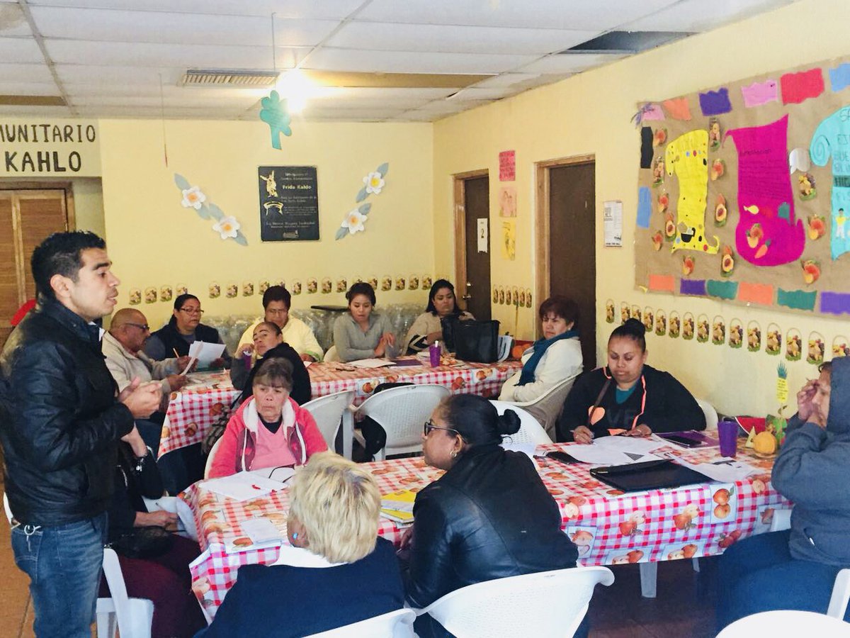 chumel_galvan's tweet photo. Gracias al Chef Humberto Quintana y a las Secretaria del Trabajo hoy damos inicio a la segunda etapa de certificación de gastronomía a 25 Vocales de Alimentación del PCC #TeamChihuahua #TeInvitoAComer https://t.co/EjDho0ysZh