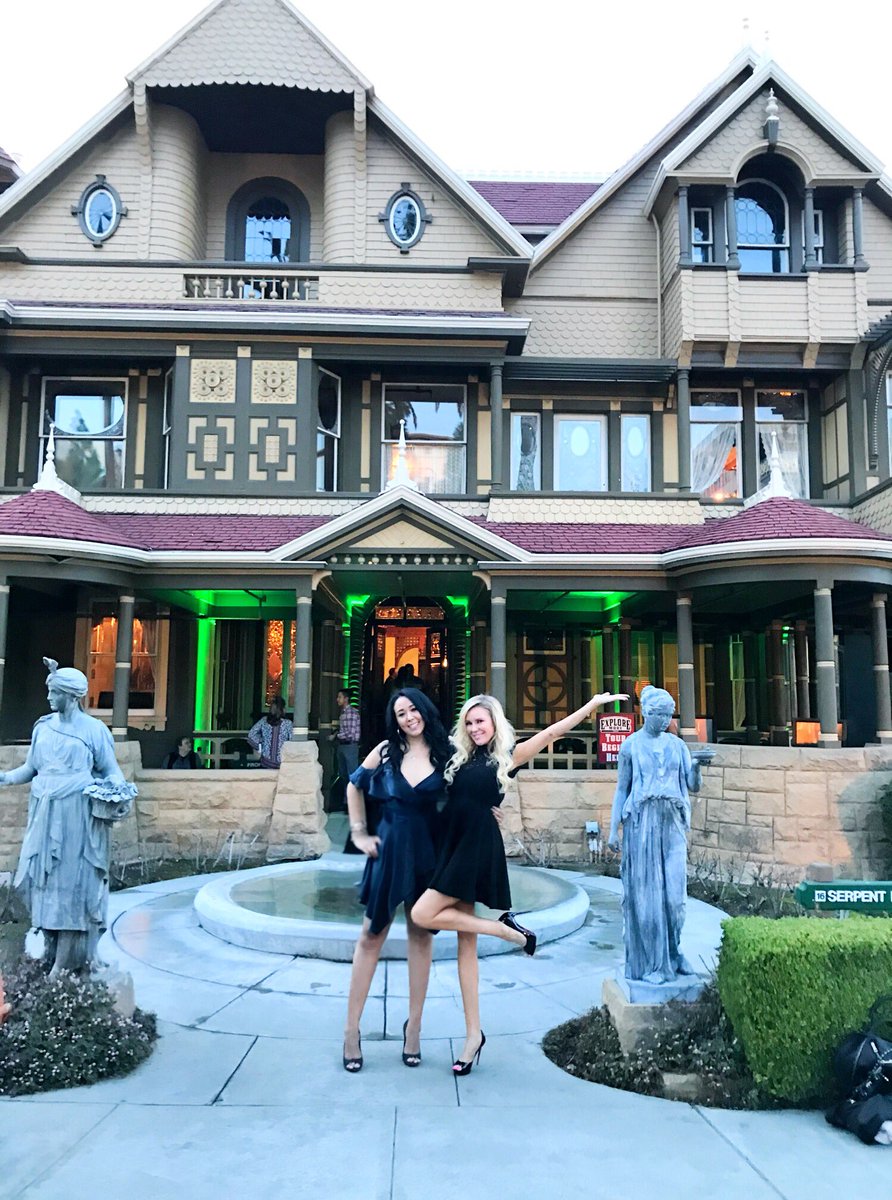 So excited to be @winchestermysteryhouse for the <a href="/winchestermovie/">Winchester</a> premiere! #winchestermysteryhouse #winchestermovie