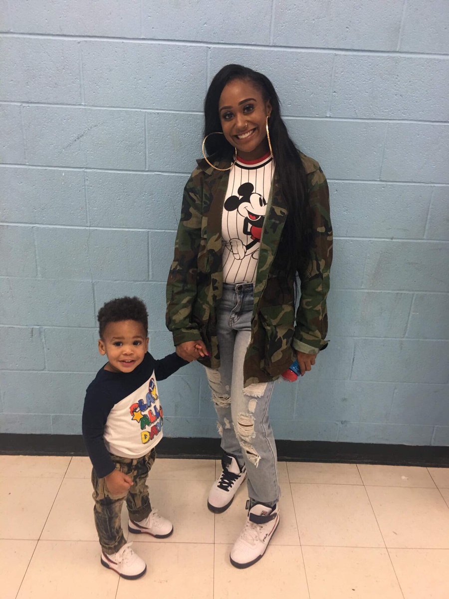 BoyyThatsTaee's tweet photo. The ONLY One In My Life That Really Mean Something 🔐💘🤞🏽 
#FilaFriday https://t.co/c8OtfJNZqr