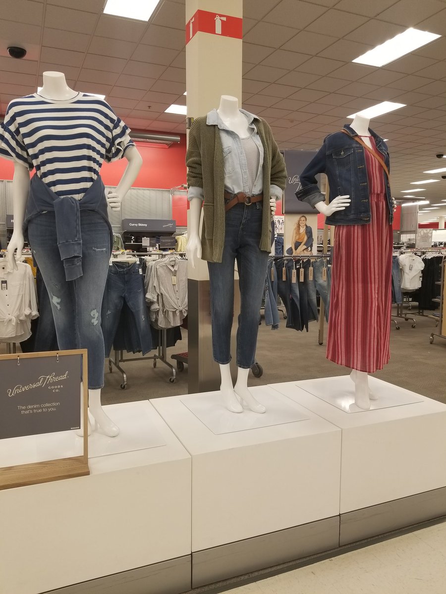 Marge416's tweet photo. #UniversalThreadGoodsCo #target #Fitforeveryone #jeansfordays #NewOnlyAtTarget  @ZackPierceTGT @S2Roche @PaigeeVeta https://t.co/pKZcDUYWJm