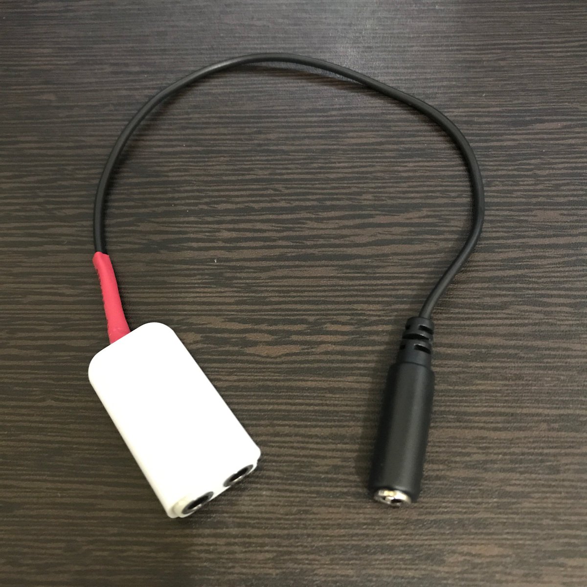 しばてぃ Ar Twitter ふとマイクイヤホンをpcで使いたくなってイヤホンとマイクを分離するコネクタを百均のもので作ってみたけど マイク 側失敗 Iphoneのはそもそもこれだけではダメらしく 別のを使って一瞬使えたんだけど回路をグルーガンで固定するときか ケースに しばてぃ Ar Twitter ふとマイクイヤホンをpcで使いたくなってイヤホンとマイクを分離するコネクタを百均のもので作ってみたけど マイク 側失敗 Iphoneのはそもそもこれだけではダメらしく 別のを使って一瞬使えたんだけど回路をグルーガンで固定するときか ケースに