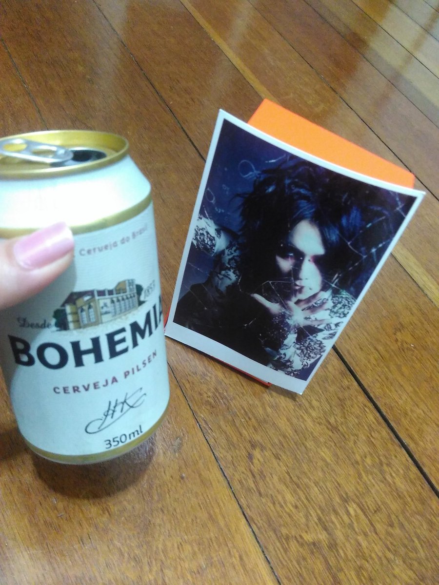 yuu_gotohell's tweet photo. O que tenho pra hoje @ariannaaarenz 😂
#beer
#hitsu https://t.co/L8cRwkWpR5