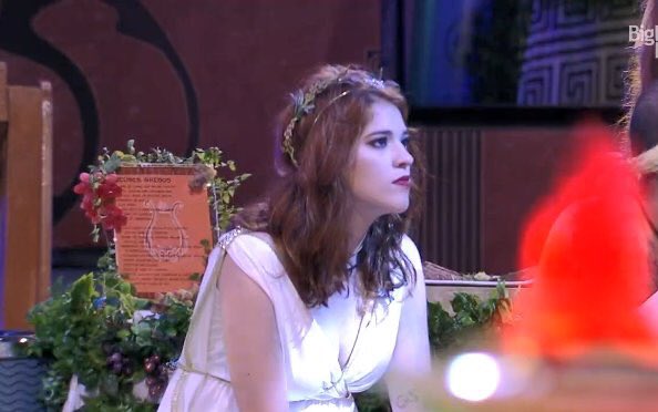 blogcerejanegra's tweet photo. Ana Clara olhando a Jaque e o Breno se beijando. HAHAHAHA #BBB18 https://t.co/kLSN2tna2b
