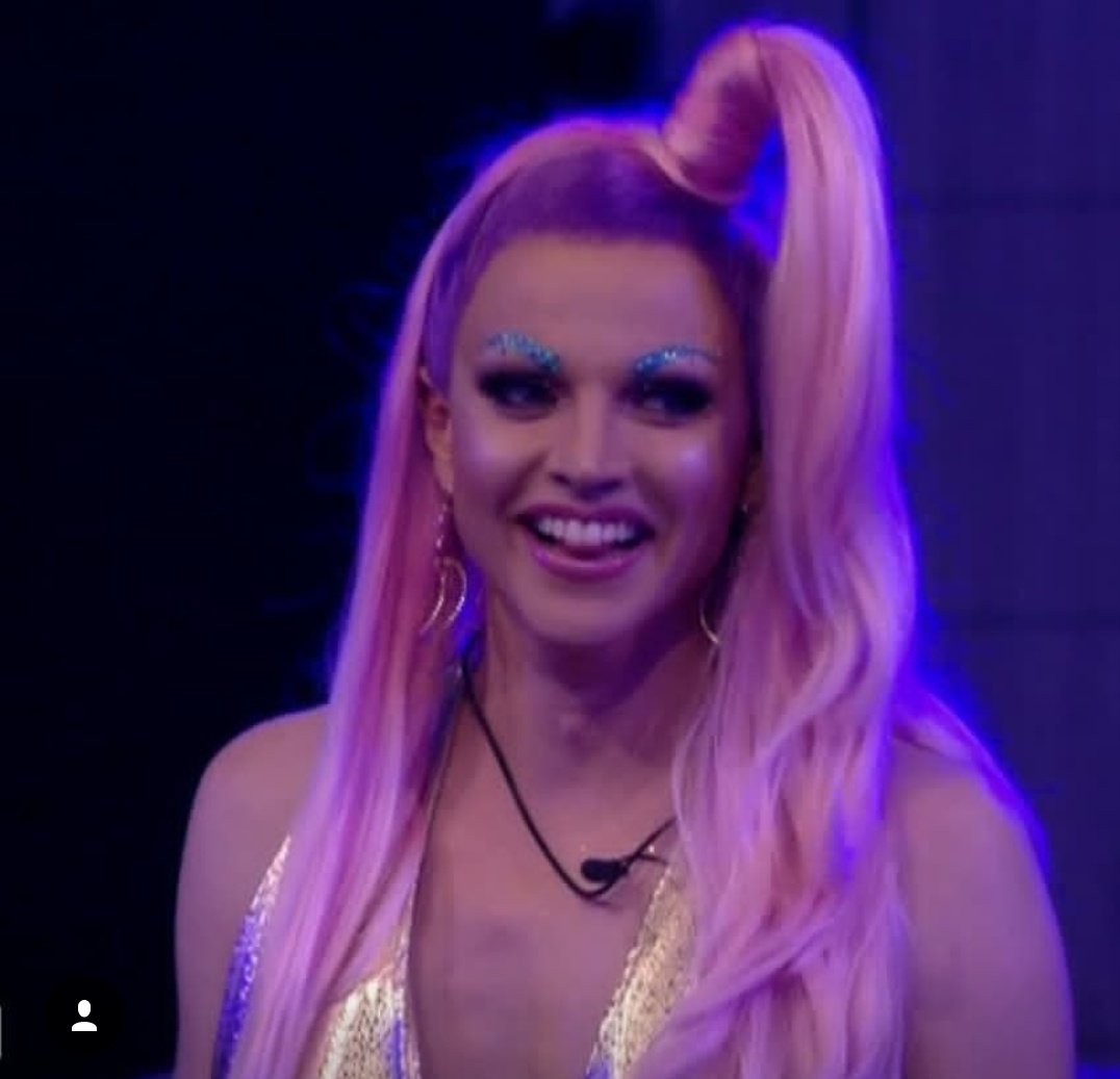 hiorhey5sosxx's tweet photo. Best dressed winner of @bbuk ?😉😍💖
Courtney/Shane J is my winner 😙🤞🥇
#CBBFinal #CBBShaneJ #Shane2Win #CBB #ShanejToWin https://t.co/uMo1OvUhNm