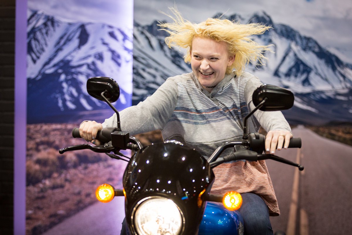 MotorcycleShows's tweet photo. Ever wanted to experience the thrill of riding a motorcycle? Head over to the @harleydavidson booth and throw a leg over the H-D jump start stationary bike. https://t.co/rxUTdMnZUv