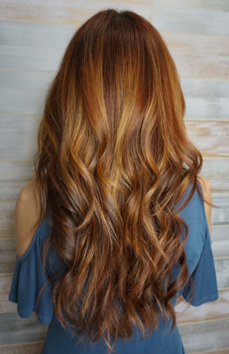 SueNatale's tweet photo. Who else loves #beachwaves ?! Check out my #howto on achieving this perfectly imperfect look: https://t.co/0Ra1unfpjO

#hair #hairgoals #hairinspo #bridetobe #longisland #brides #theknot #1000orbust #suenatalethestylist https://t.co/2hnORXOgIU