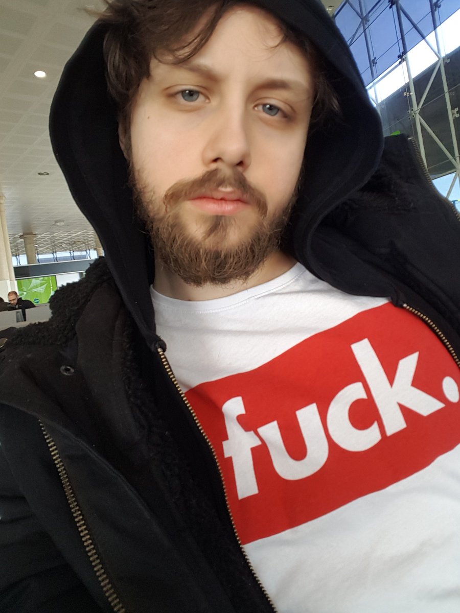 DVEDnirX0AA_1fV.jpg