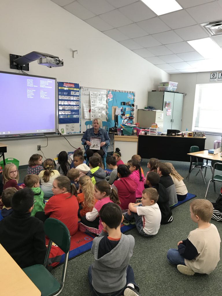 Huge thank you to @k5coachleslie for reading to our classes today!!