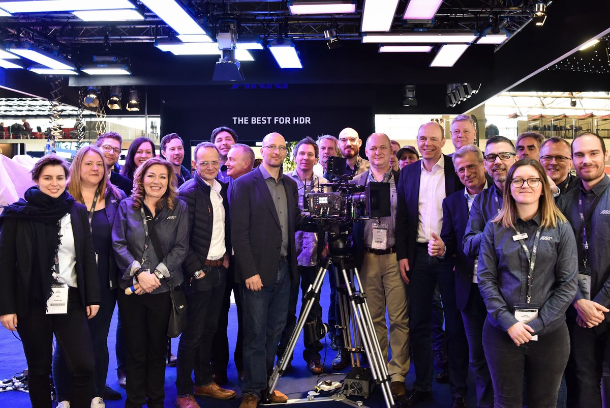 A new ARRI camera system is unveiled! Get an impression of its very first day at the <a href="/BSC_EXPO/">BSC_EXPO</a> in London. arri.com/largeformat
#ARRILargeFormat #ALEXALF #ARRISignaturePrimes