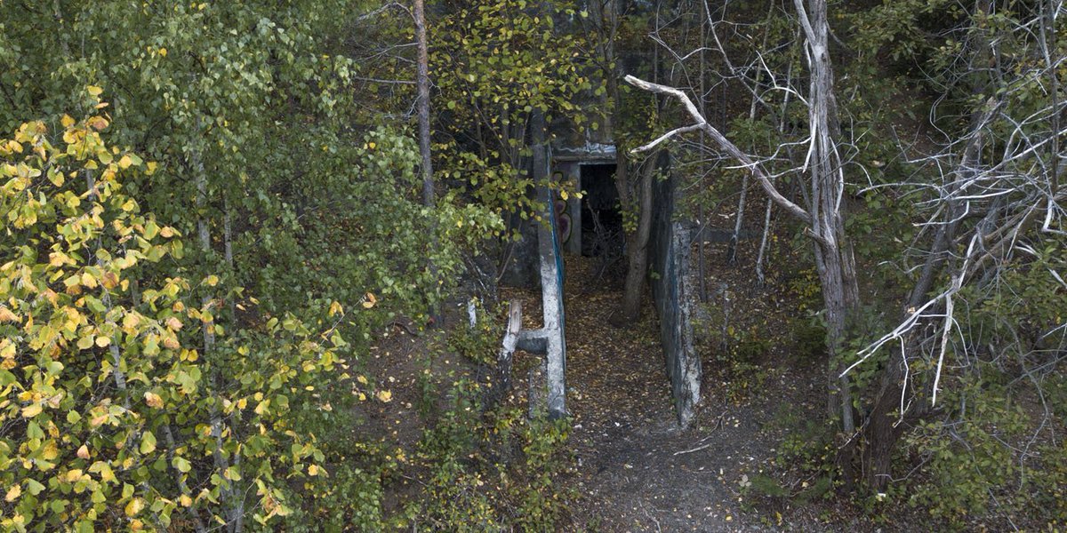 mrnorue's tweet photo. A few pictures from a flight outside my local abandoned World War 2 bunker.
https://t.co/SW0duLDiQa
#dronephoto #airbuzzone #djimavic #djimavicpro #drone #norge #dronenorge #dji #photography #bærum #djinorge #dronepractice #sandvika #engervannet #forlatt #bunker #ww2 #iamdji https://t.co/jTRJenI98x