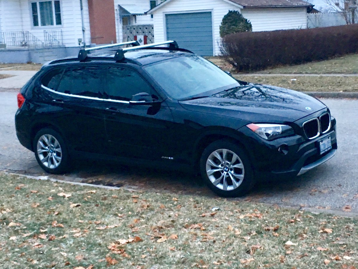 whiskey_N_Rain's tweet image. I’m loving the new authentic roof racks on my ex one #BMWCanada