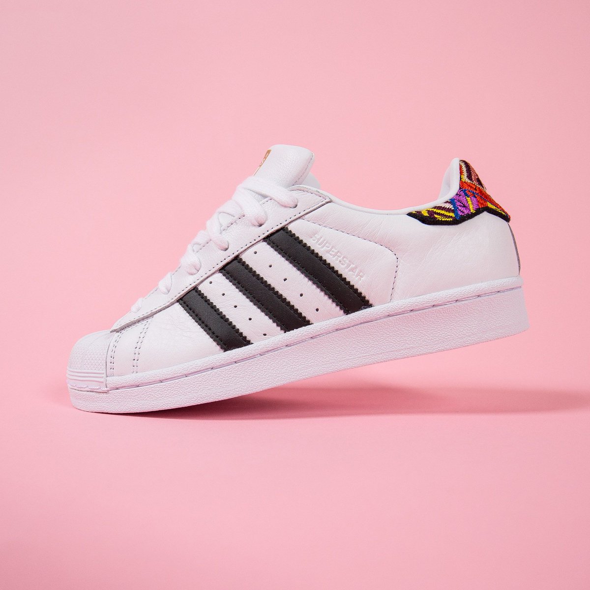 adidas superstar heel