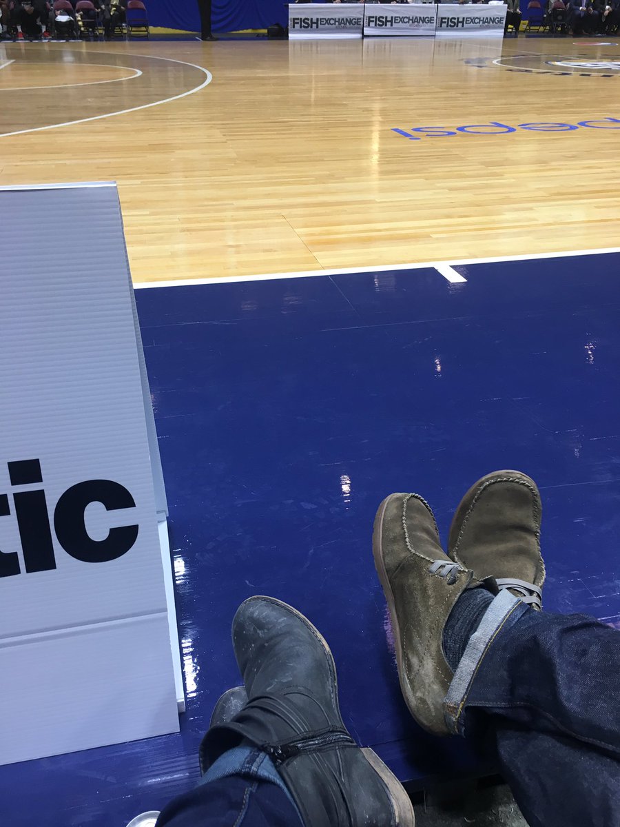 murphleahc's tweet photo. So, I don't know how comfortable I am being this close to the action! #stjohnsedge #tweetyourseat #rowAseat44 https://t.co/pgIUwt9AN6