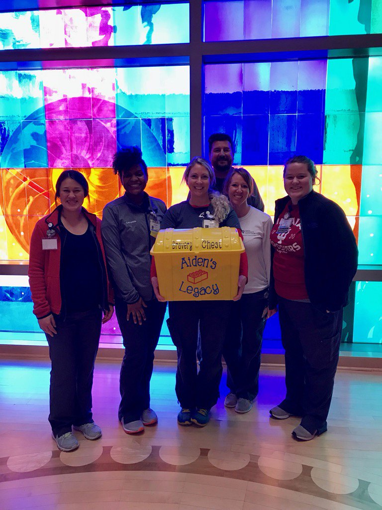 Bravery Chests have been delivered 🎗let’s make some kids smile <a href="/LEGO_Group/">LEGO</a> <a href="/NortonChildrens/">Norton Children's</a> @UofLPeds @CMNHospitals