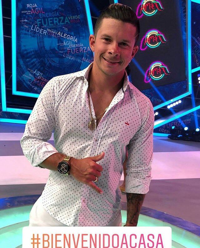 SErquinigo's tweet photo. MARIO HART IS BACK https://t.co/PcelNcYxvy