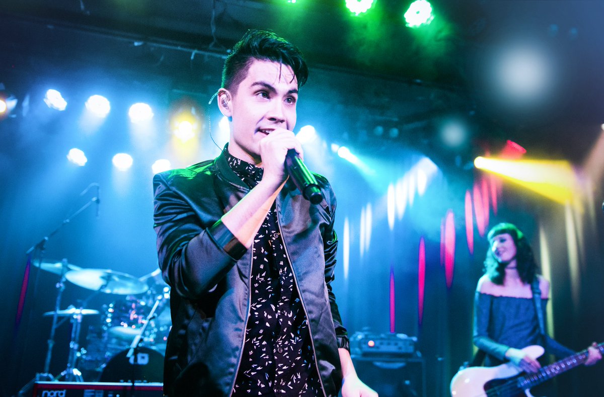 yisingkao's tweet photo. Sam Tsui did amazing at the Roxy!! Check out his new album Trust🙌 https://t.co/FMPTXUtZTv