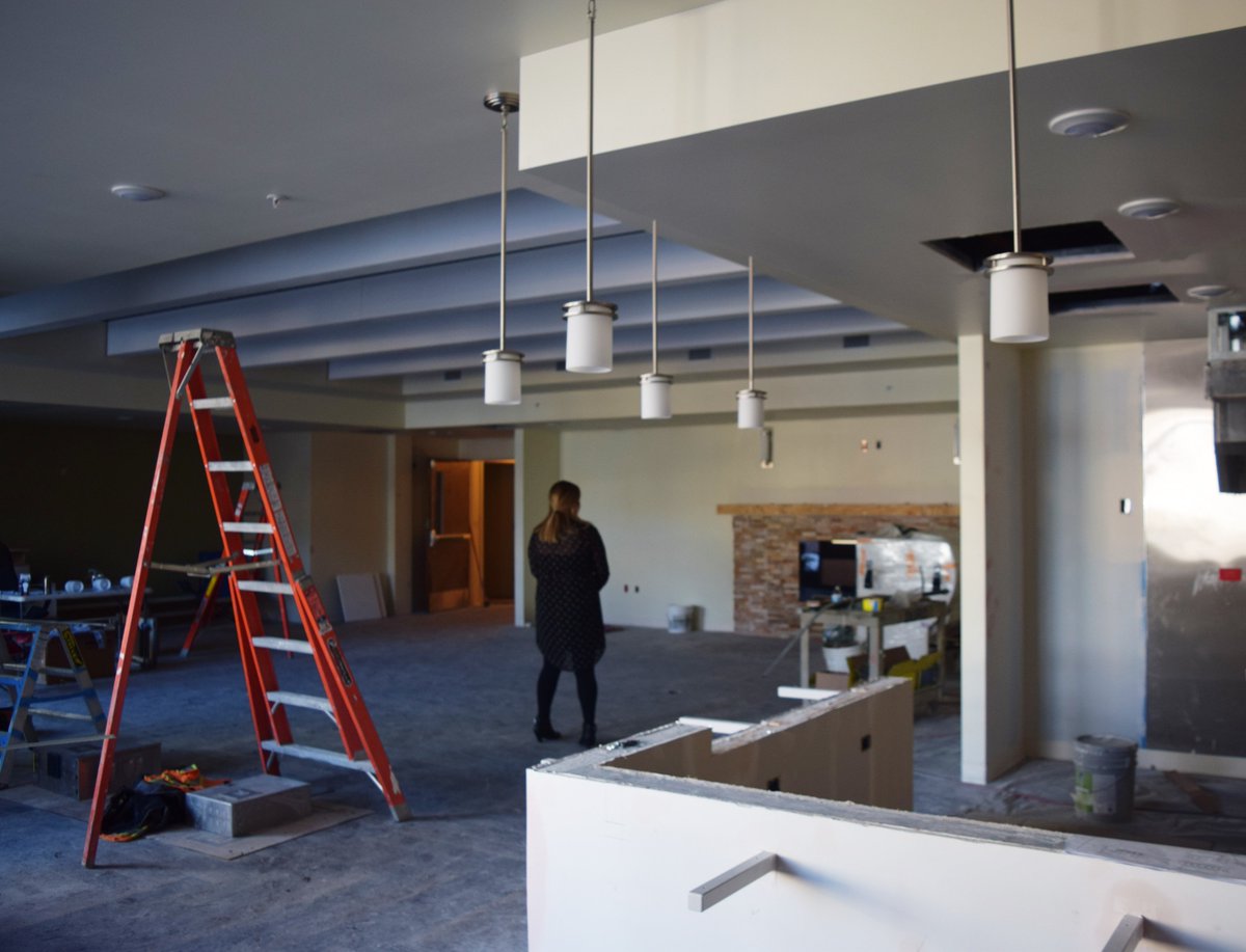 EbenEzerCares's tweet photo. Not one, but TWO fireplaces in the dining room will create the perfect dining experience! #EbenEzerAL #Spring2018 #visionforcaring @FransenPittman https://t.co/C5lSMvCwnC