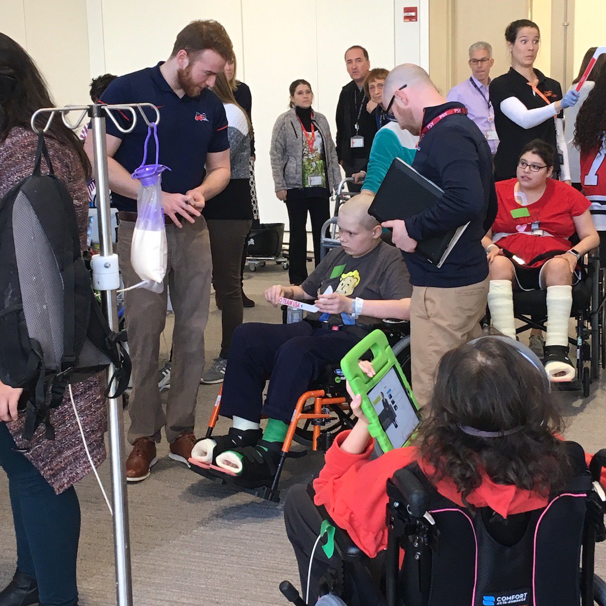 Members of the U.S. Paralympic Sled Hockey Team visited patients today at the Shirley Ryan AbilityLab, the nation’s top rehabilitation hospital. #TeamUSA 🇺🇸