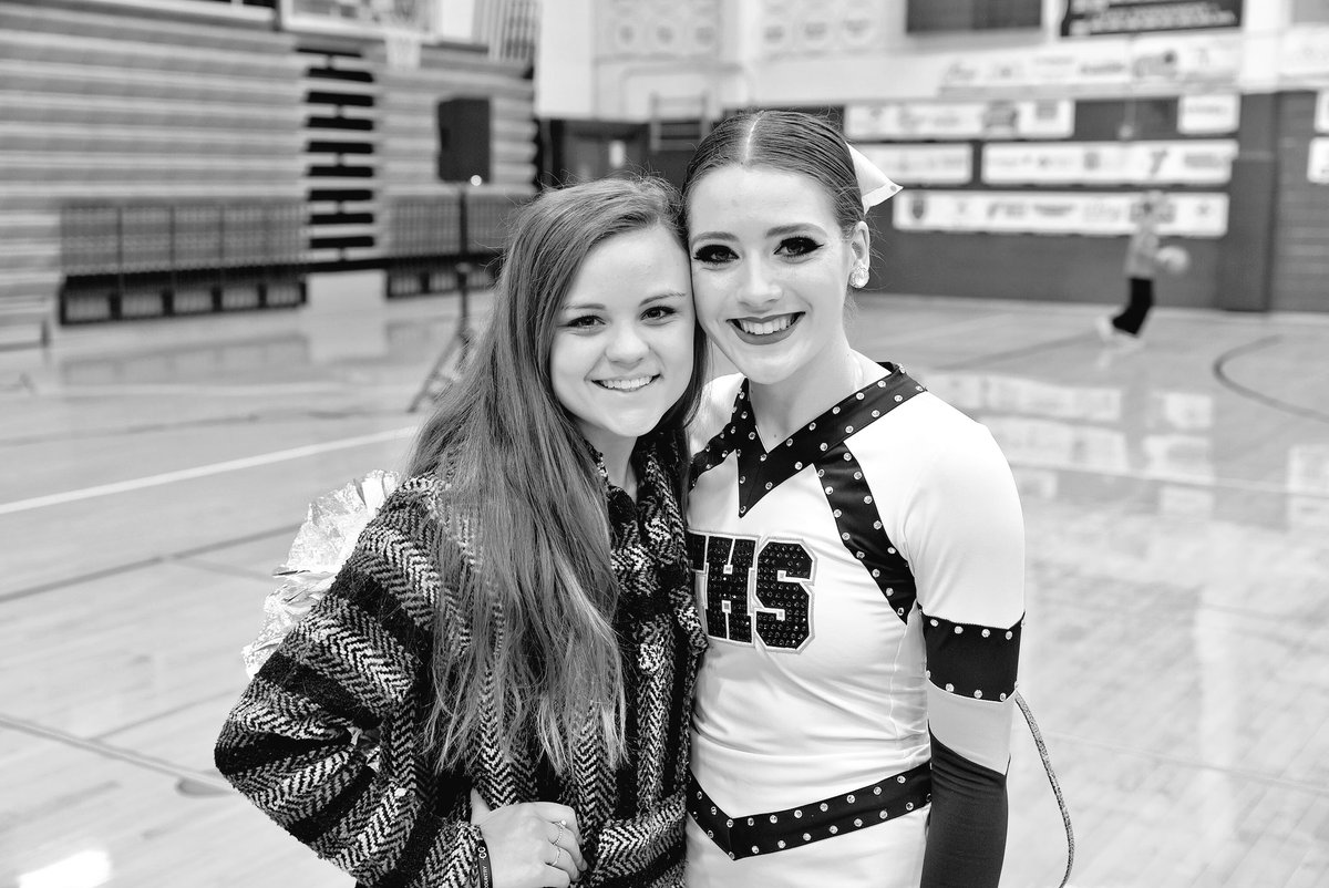 ArpEllie's tweet photo. good luck Brookie!!! we love youuuu https://t.co/CtBx1uKOEs