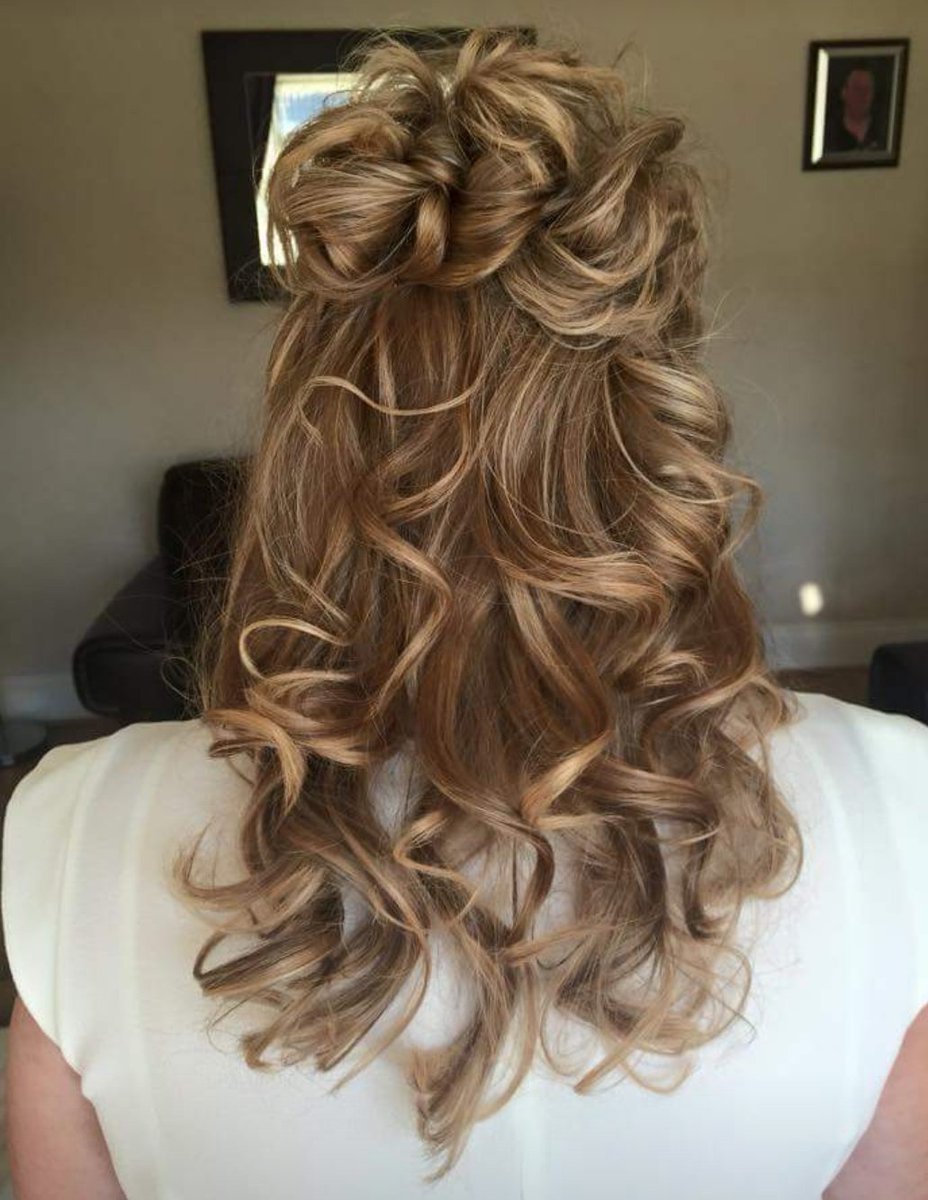 Carlas_Creative's tweet photo. Hairstyles for all special occasions 
#Hairup #curls #halfup #weddings #christenings #prom #evening #party #classy #hairstylist https://t.co/Zq7agrTWmA
