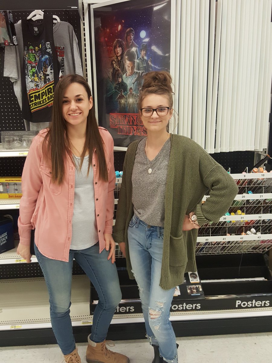 Ally &amp; Brittany training the team on our new Universal Thread line! #BestTeam #UniversalThread #G190