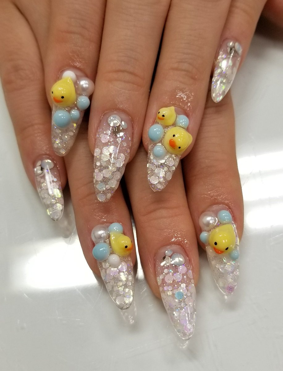 こんにちは、心斎橋店松岡です！ 以前させて頂いたアヒルネイルが可愛