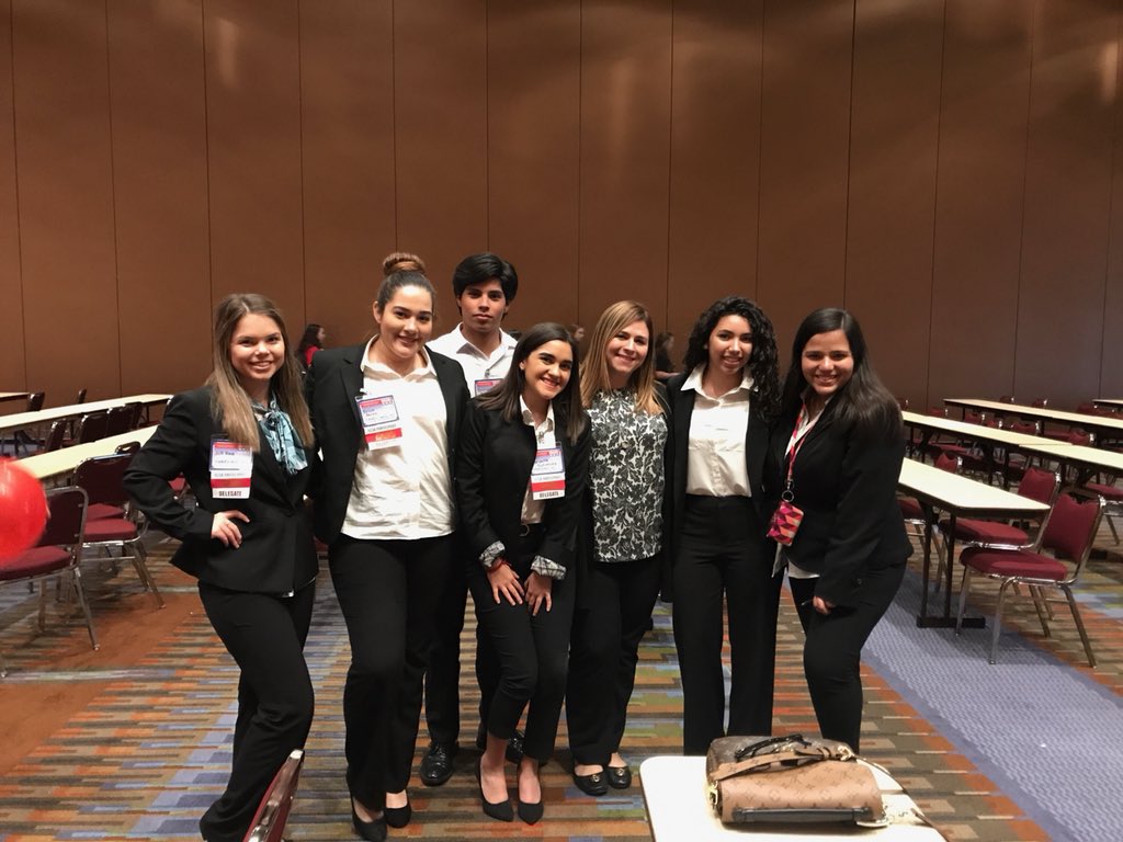 TheLatestStrike's tweet photo. FCCLA representing strong at the Leadership Conference in Corpus Christi! #ConstructingLeaders #RegionV https://t.co/ka0iYAnBhu