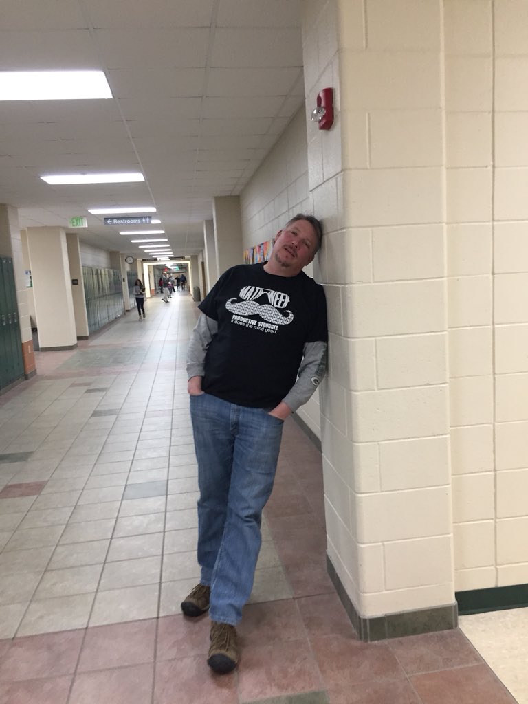 tpetreikis's tweet image. We close out another #MathWeek2018 with great #productivestruggle 
Great support from all staff, this is what makes us a great team! (Some are sad to see the week end!) @npsd1 @lkweber60 @WaitMary @tawilfer